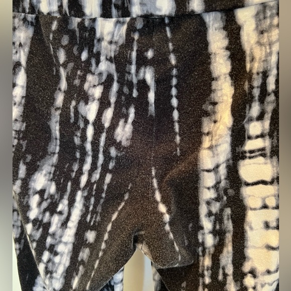2B Bebe Leggings - Picture 5 of 9